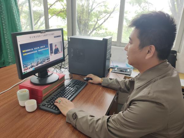 文化與傳播學院 以網絡文化傳播為抓手，深化學習型黨組織建設